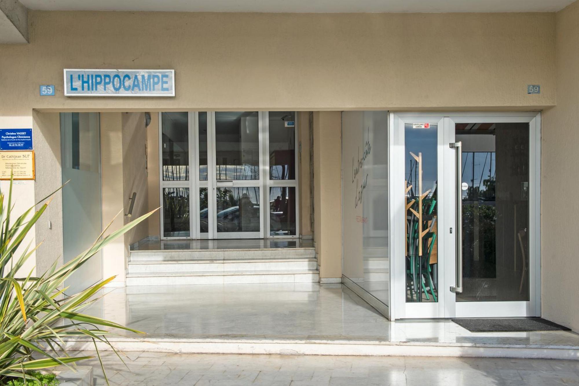 Cosy Studio - Residence Front De Mer - Menton Buitenkant foto
